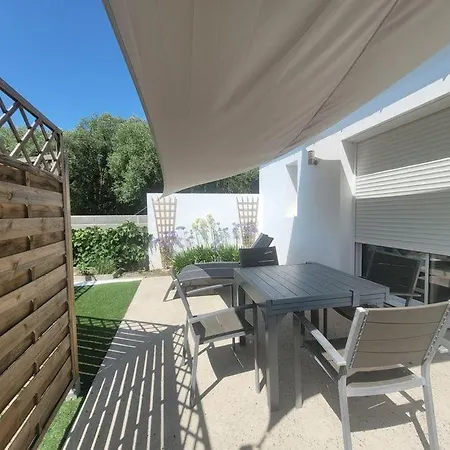 Jolie Maison Chemin Des Vignes *