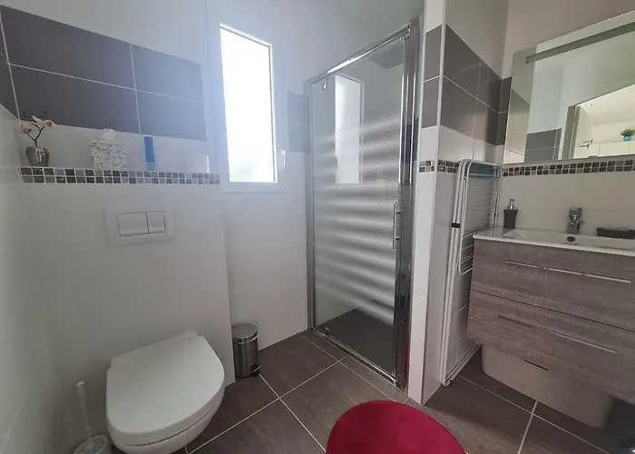 Holiday home Jolie Maison Chemin Des Vignes *