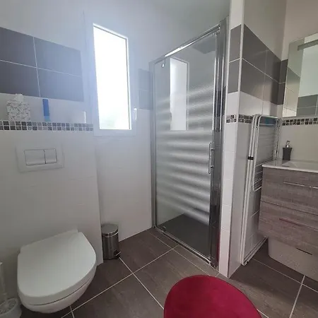 Vakantiehuis Jolie Maison Chemin Des Vignes *
